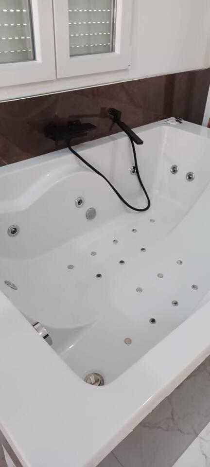 Urban Premium Jacuzzi Estudio Centrico Alicante Exterior foto